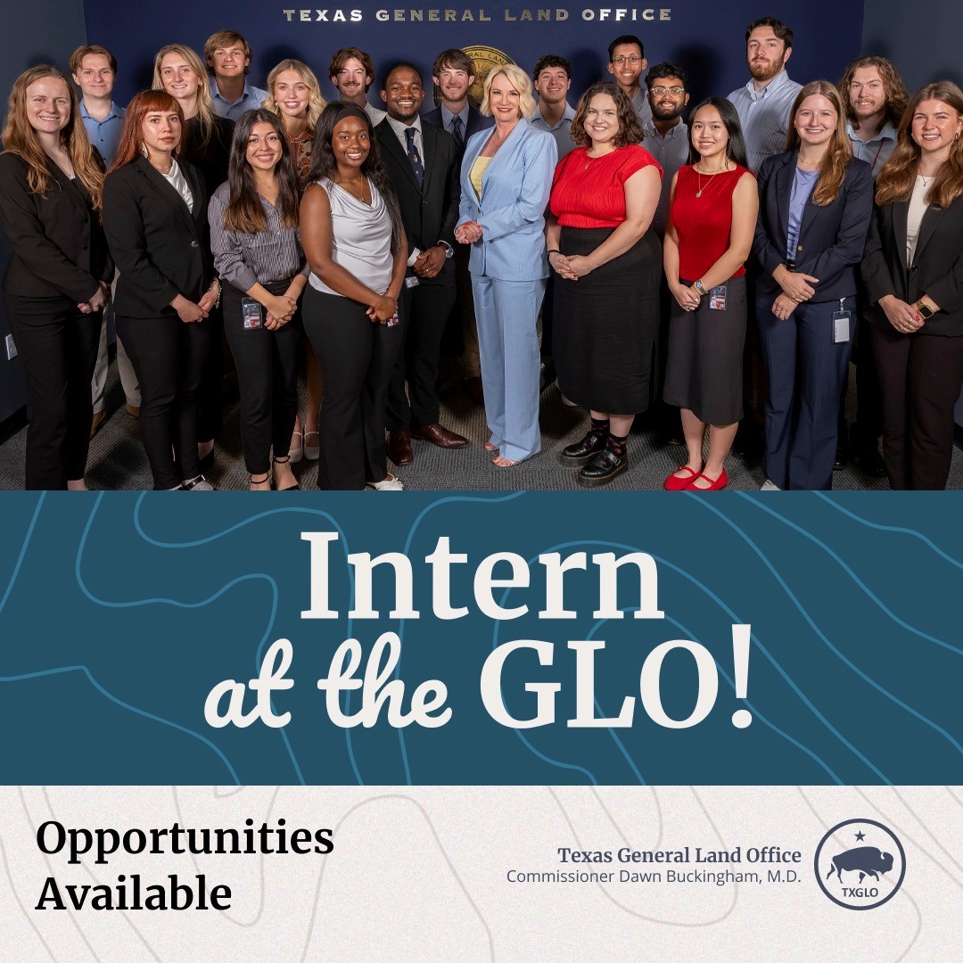 Commissioner Dawn Buckingham with the GLO's 2025 Summer Interns